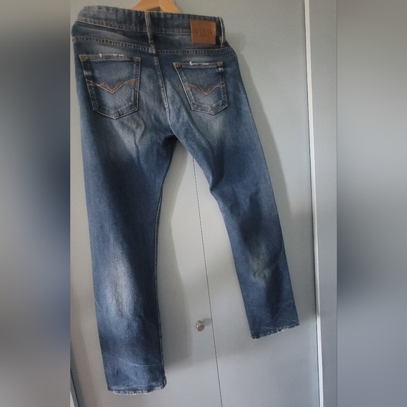 Guess jeans - Picture 3 of 3
